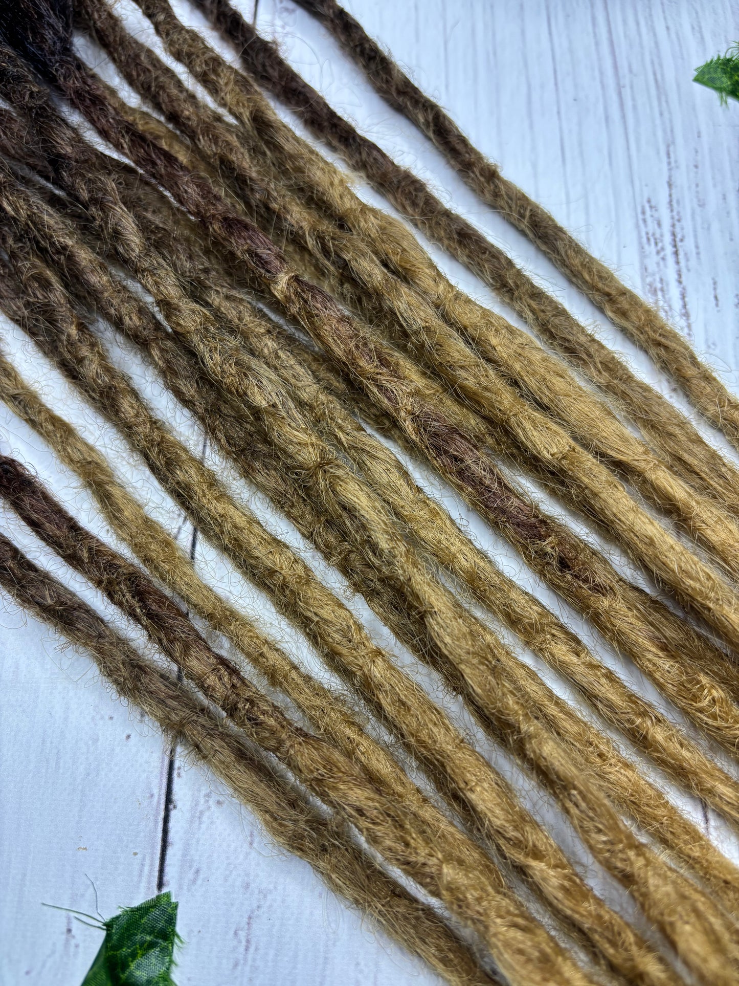 Set of 18 dark brown to caramel brown ombre synthetic extensions (only available for online purchase)
