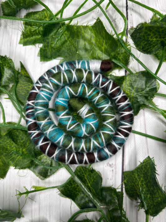 Medium 40-45cm Overgrowth (only available for online purchase)