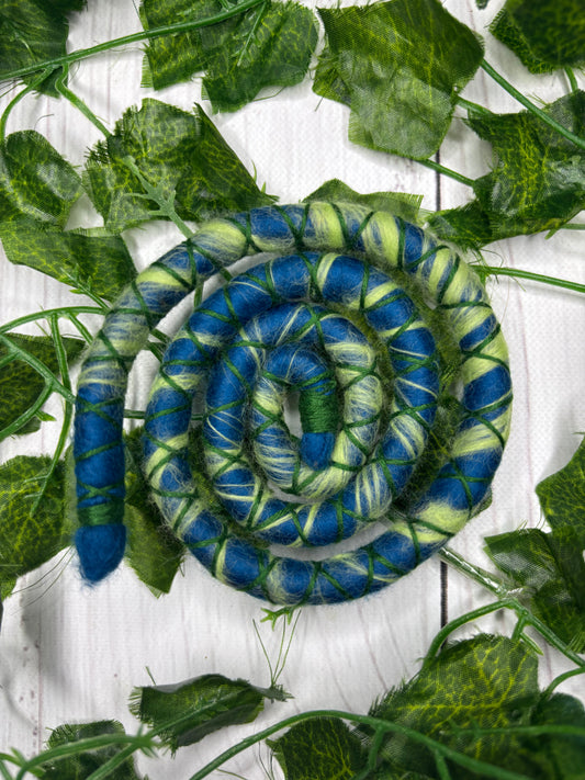 Large 65-70cm Amazon (only available for online purchase)